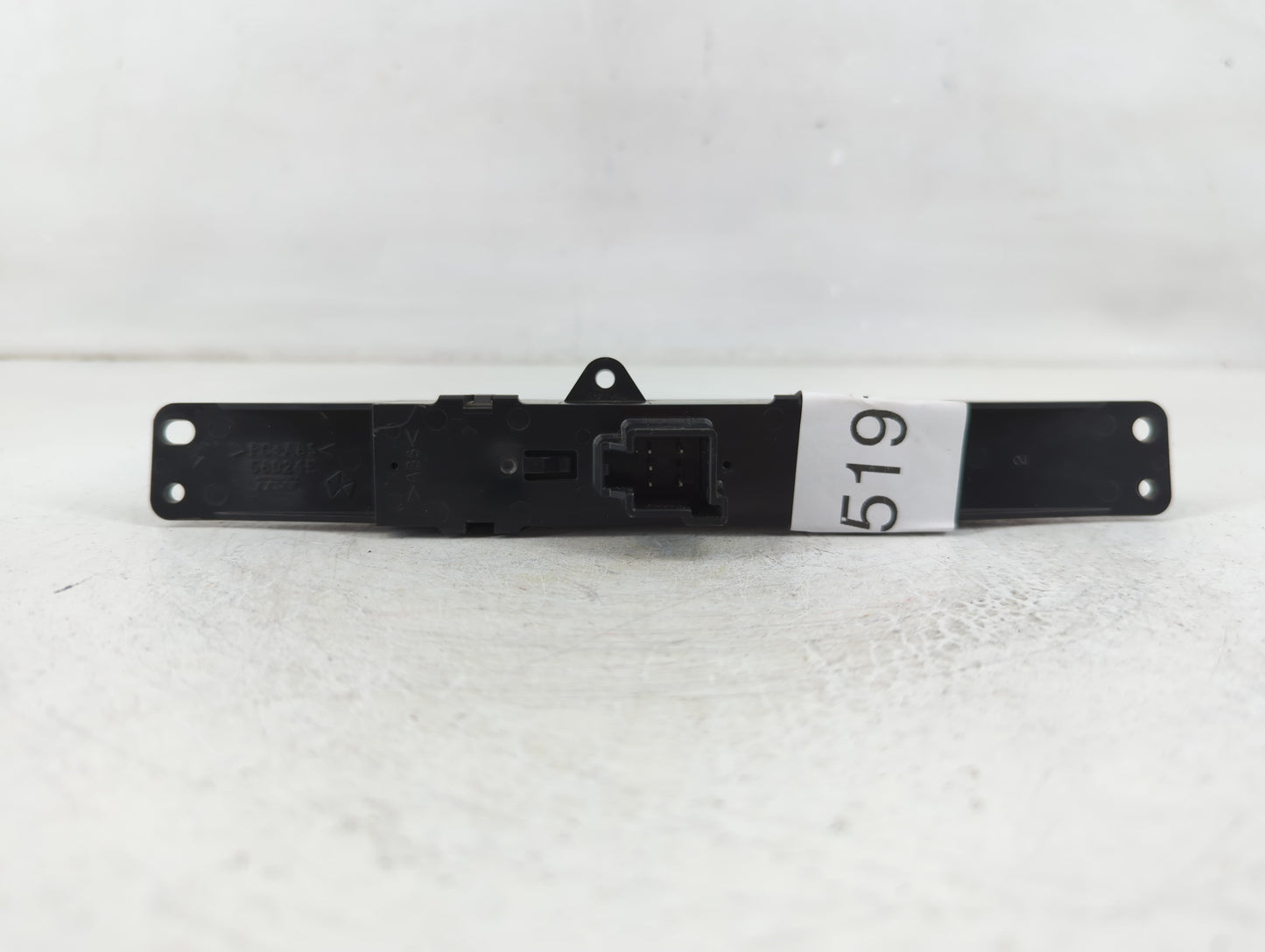 2007 Dodge Caravan Hazard Switch - Oemusedautoparts1.com