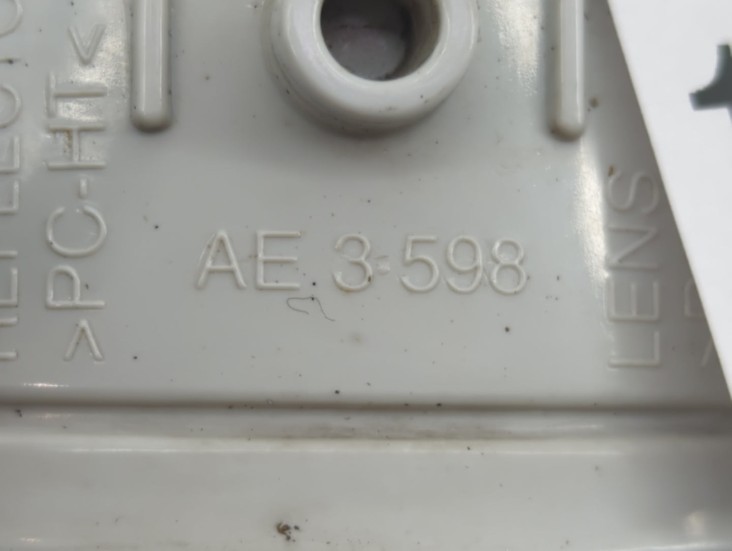 2005-2007 Dodge Caravan Driver Left Oem Front Light Lamp - Oemusedautoparts1.com