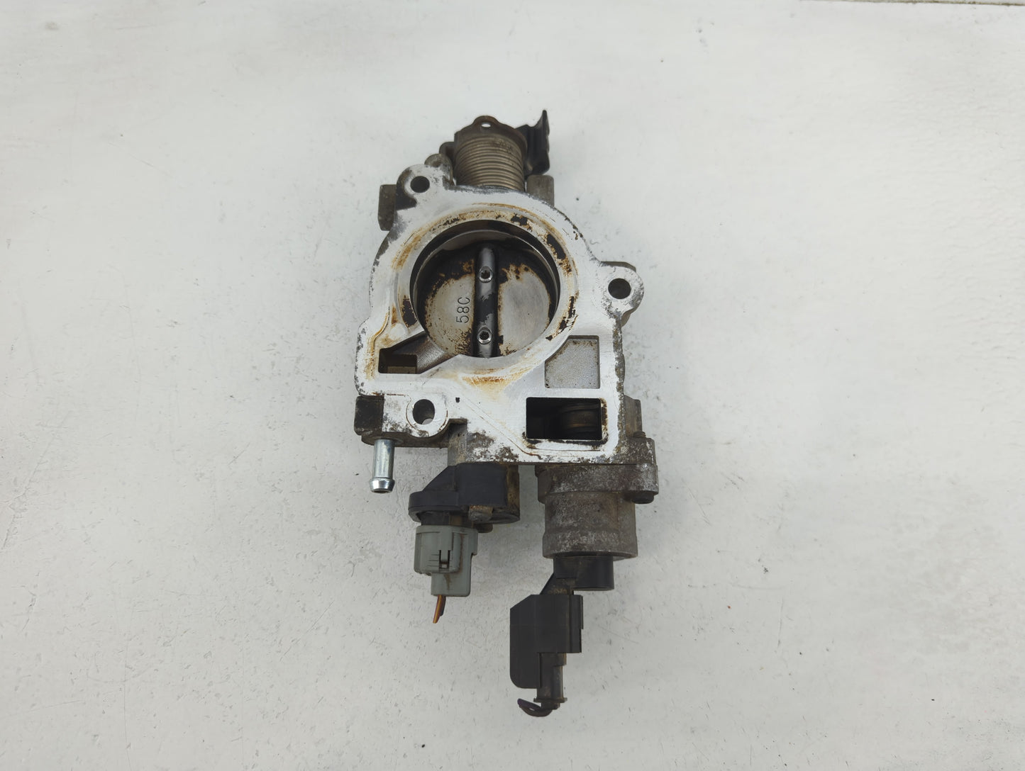 2003-2007 Dodge Caravan Throttle Body Fits Fits 2003 2004 2005 2006 2007 OEM Used Auto Parts - Oemusedautoparts1.com