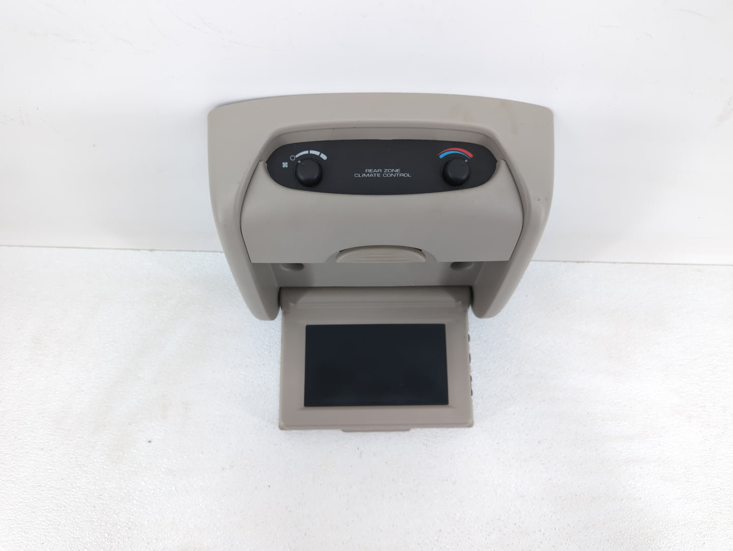 2007 Dodge Caravan Overhead Console W/rear Climate Control Light Beige - Oemusedautoparts1.com