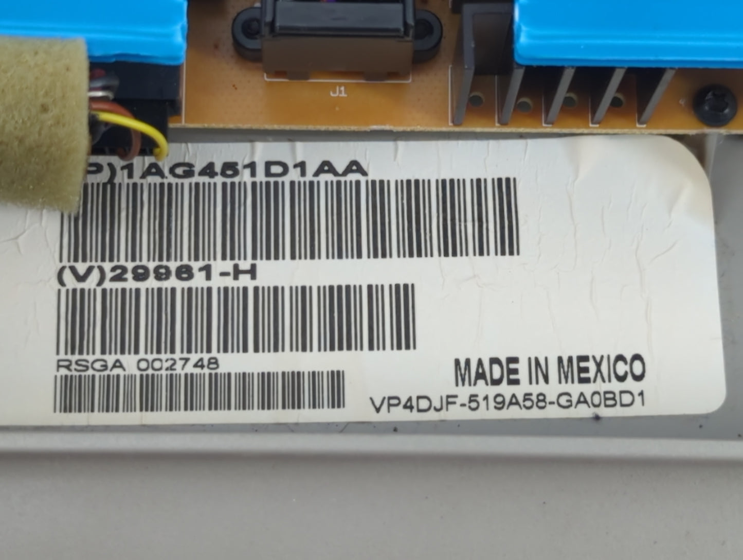 2007 Dodge Caravan Overhead Console W/rear Climate Control Light Beige - Oemusedautoparts1.com