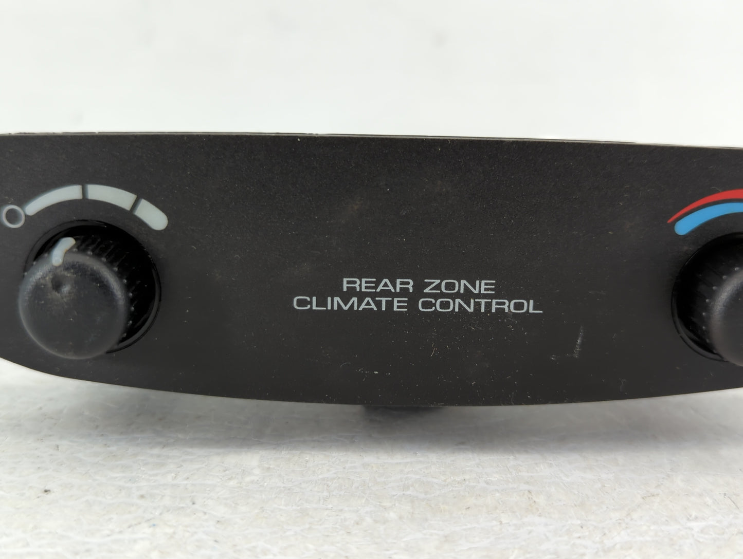 2001-2007 Dodge Caravan Climate Control Module Temperature AC/Heater Replacement P/N:P05005009AD 4685797AA Fits OEM Used Aut