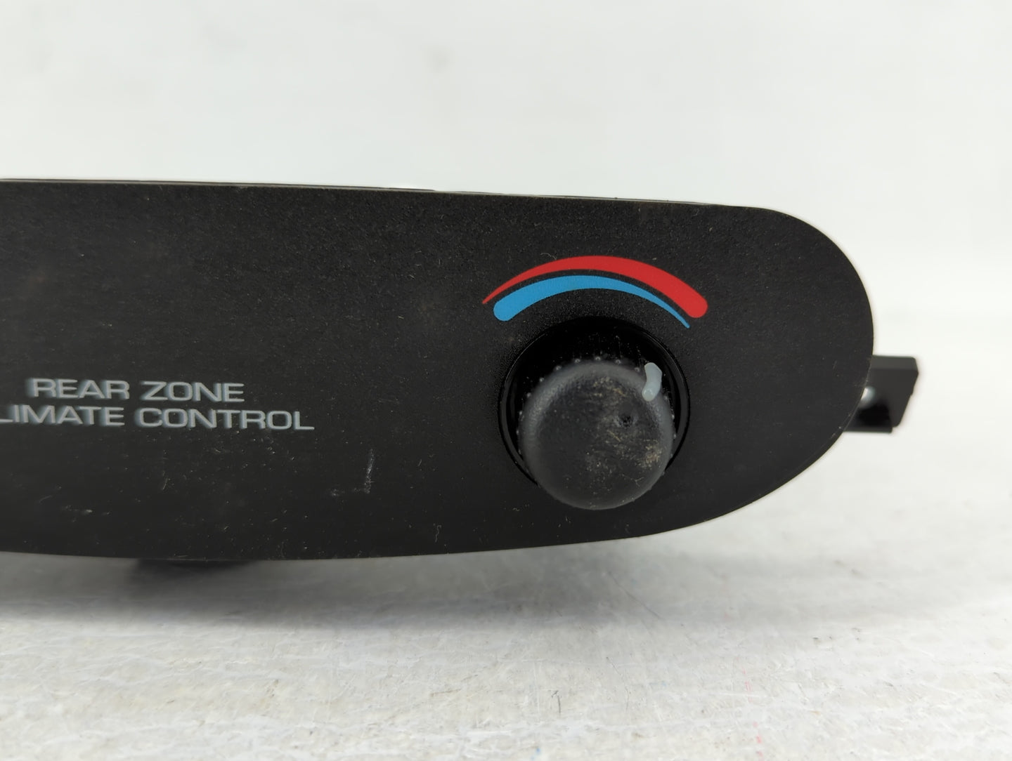 2001-2007 Dodge Caravan Climate Control Module Temperature AC/Heater Replacement P/N:P05005009AD 4685797AA Fits OEM Used Aut