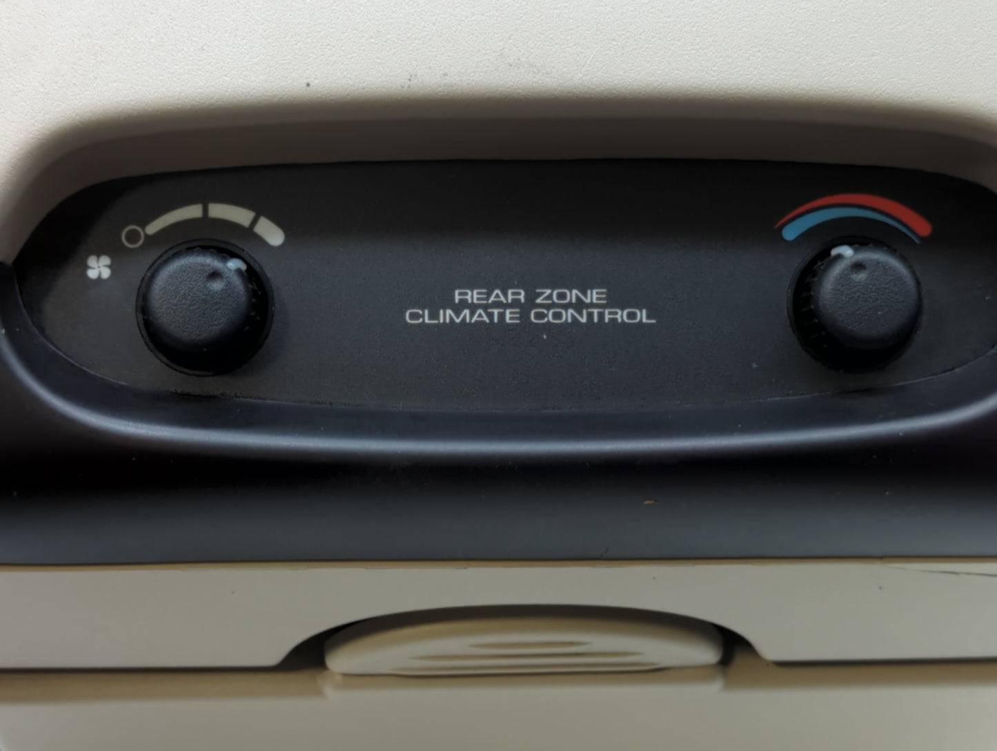 2007-2007 Dodge Caravan Information Display Screen - Oemusedautoparts1.com