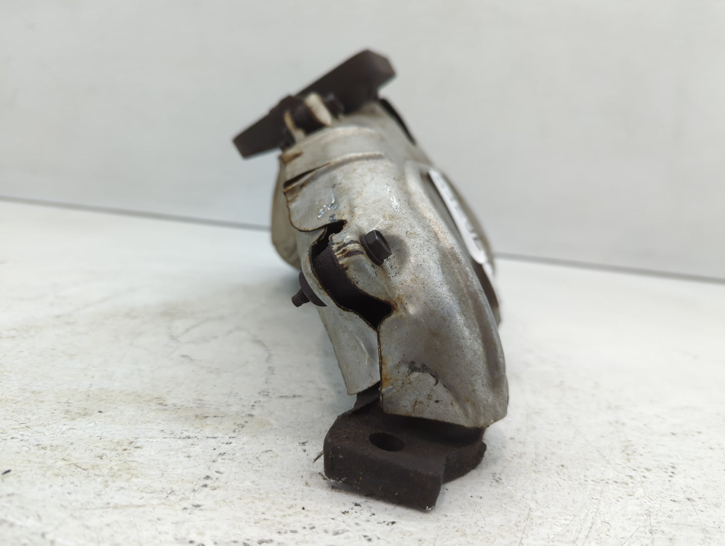 2001-2007 Dodge Caravan Turbocharger Exhaust Manifold With Turbo Charger - Oemusedautoparts1.com