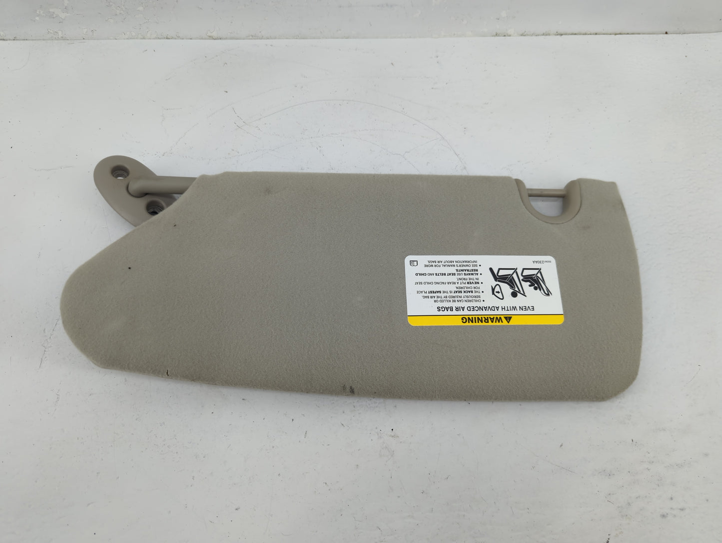 2004-2007 Dodge Caravan Sun Visor Shade Replacement Passenger Right Mirror Fits Fits 2004 2005 2006 2007 OEM Used Auto Parts