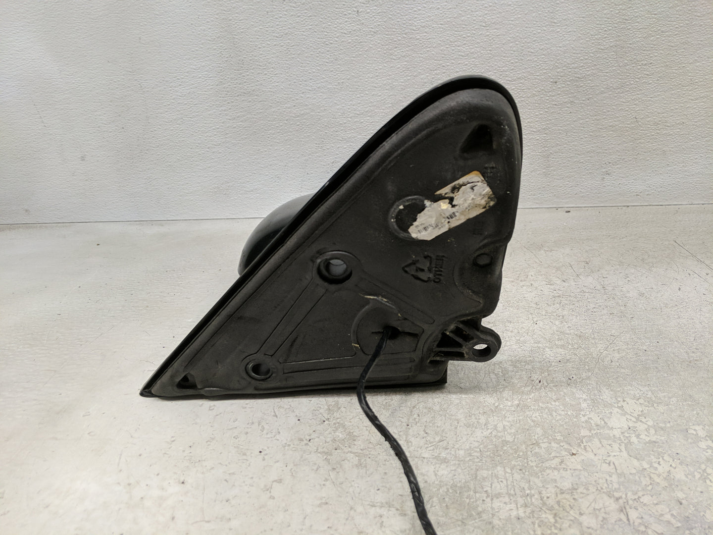 2005-2007 Dodge Caravan Driver Side View Mirror - Left Door Mirror OEM Used - Oemusedautoparts1.com