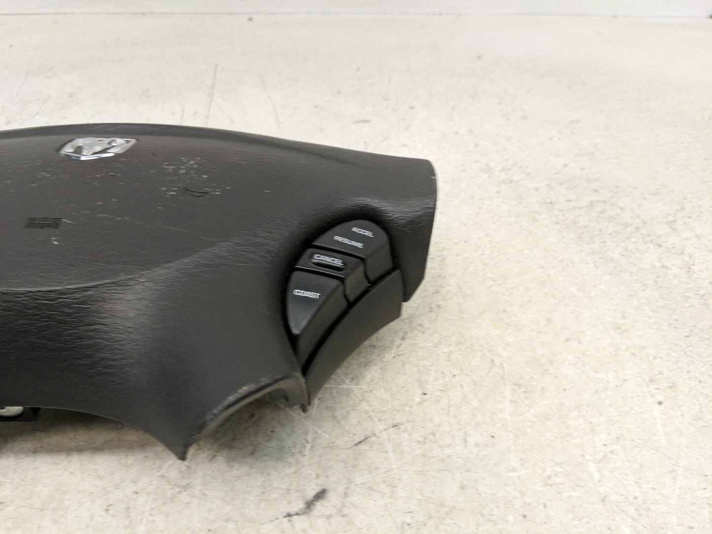 2006-2007 Dodge Caravan Air Bag Driver Left Steering Wheel Mounted - Oemusedautoparts1.com