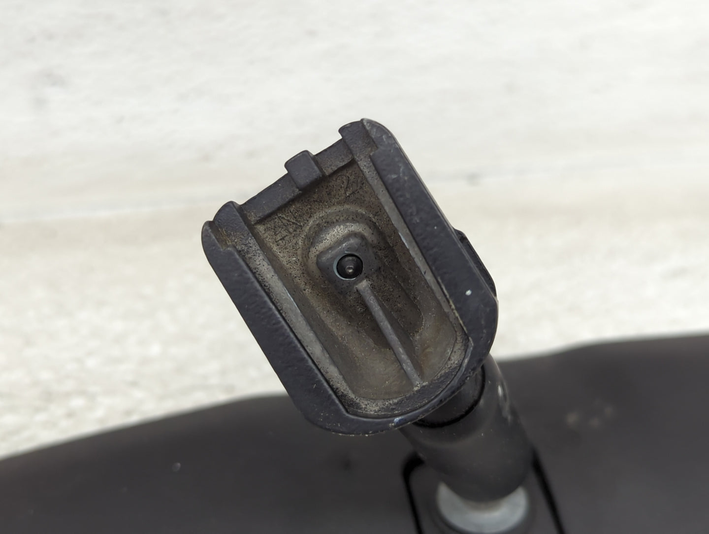 2007 Dodge Caravan Interior Rear View Mirror Replacement OEM Fits OEM Used Auto Parts - Oemusedautoparts1.com