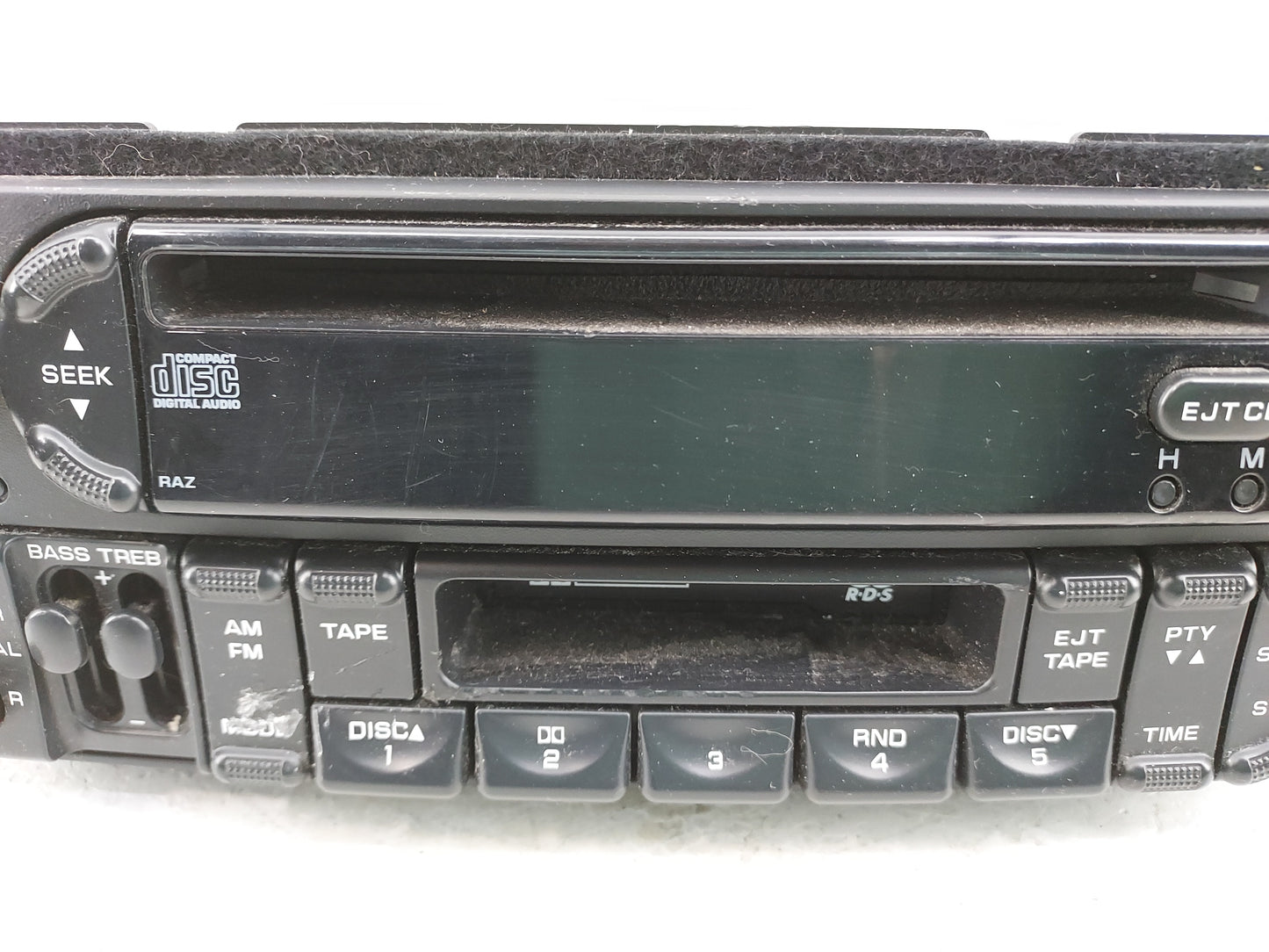 2002-2007 Dodge Caravan Radio AM FM Cd Player Receiver Replacement Fits Fits 2002 2003 2004 2005 2006 2007 OEM Used Auto Par