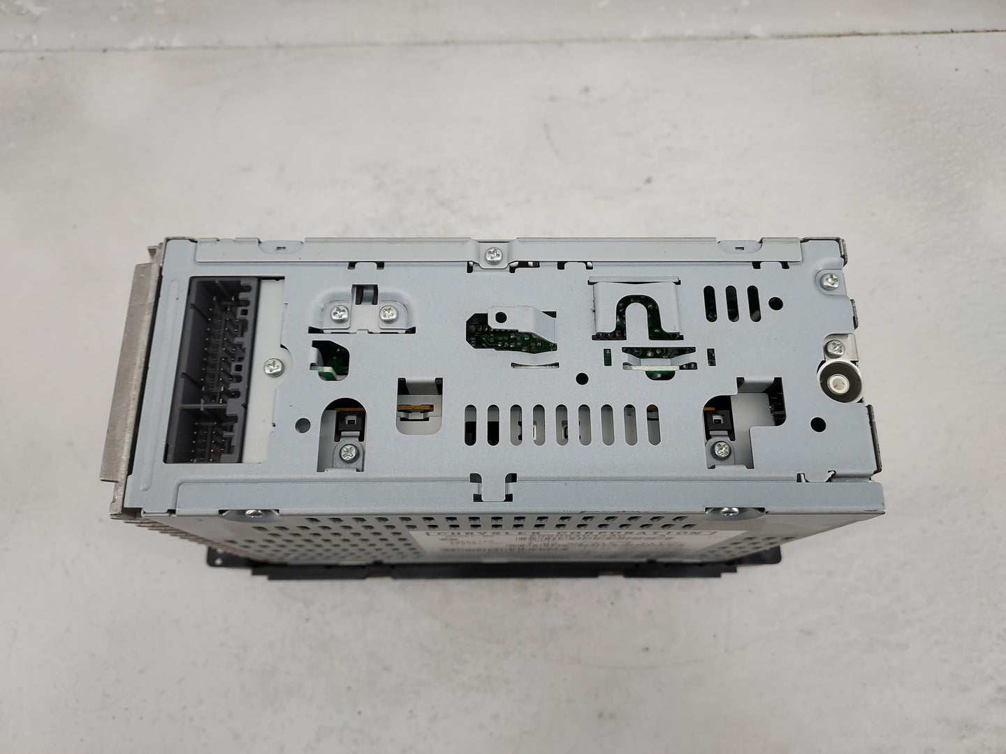 2002-2007 Dodge Caravan Radio AM FM Cd Player Receiver Replacement Fits Fits 2002 2003 2004 2005 2006 2007 OEM Used Auto Par