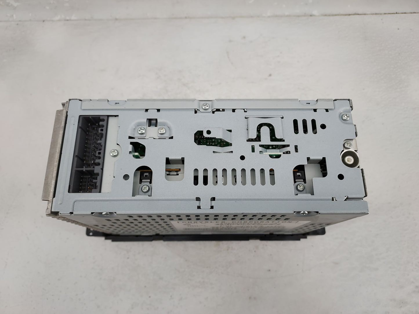 2002-2007 Dodge Caravan Radio AM FM Cd Player Receiver Replacement Fits Fits 2002 2003 2004 2005 2006 2007 OEM Used Auto Par