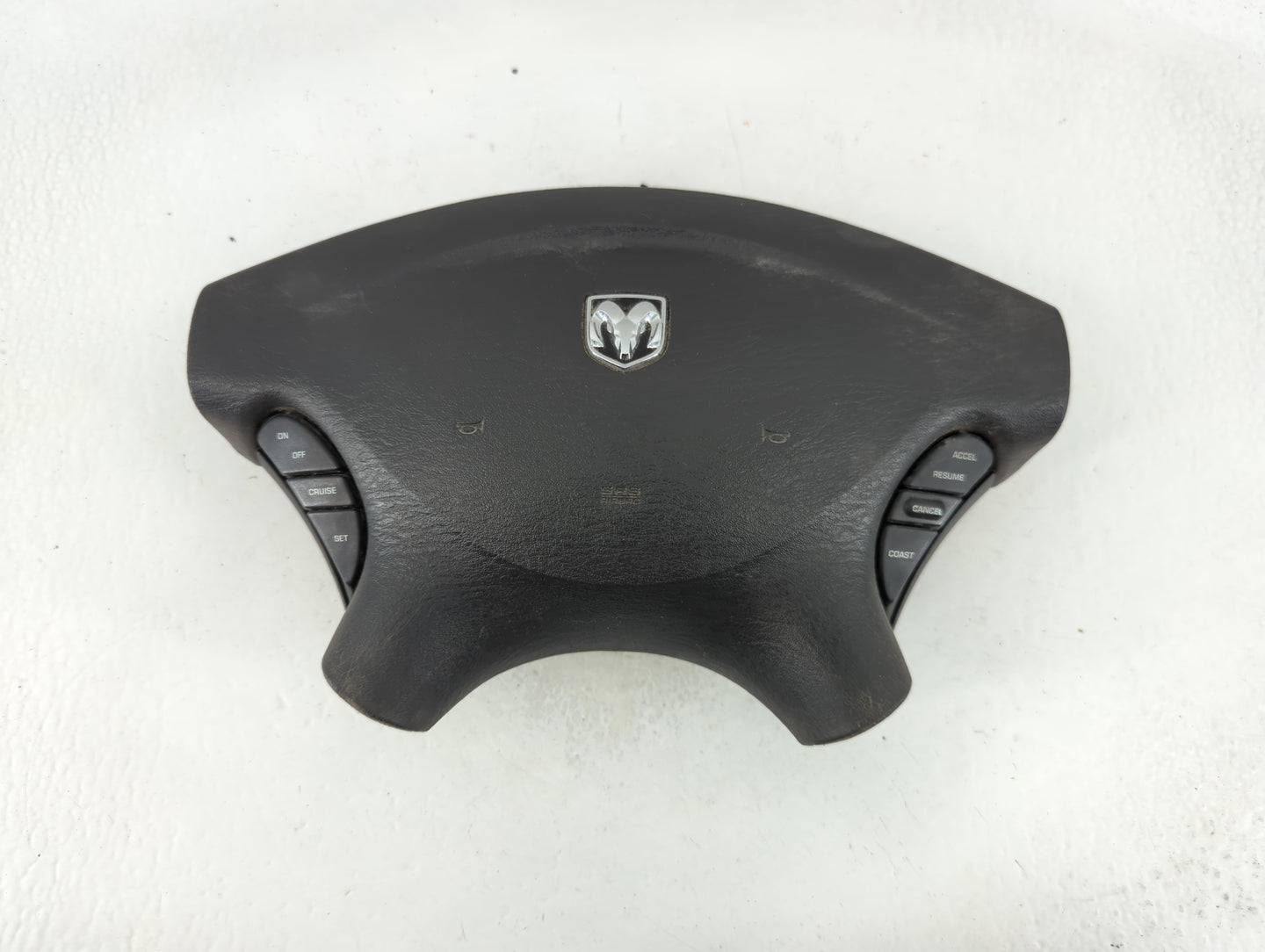2007 Dodge Caravan Air Bag Driver Left Steering Wheel Mounted Fits OEM Used Auto Parts - Oemusedautoparts1.com