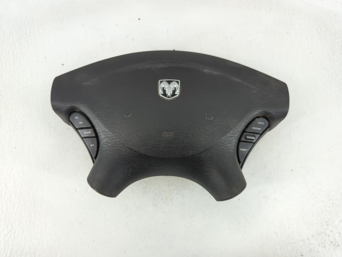 2007 Dodge Caravan Air Bag Driver Left Steering Wheel Mounted Fits OEM Used Auto Parts - Oemusedautoparts1.com