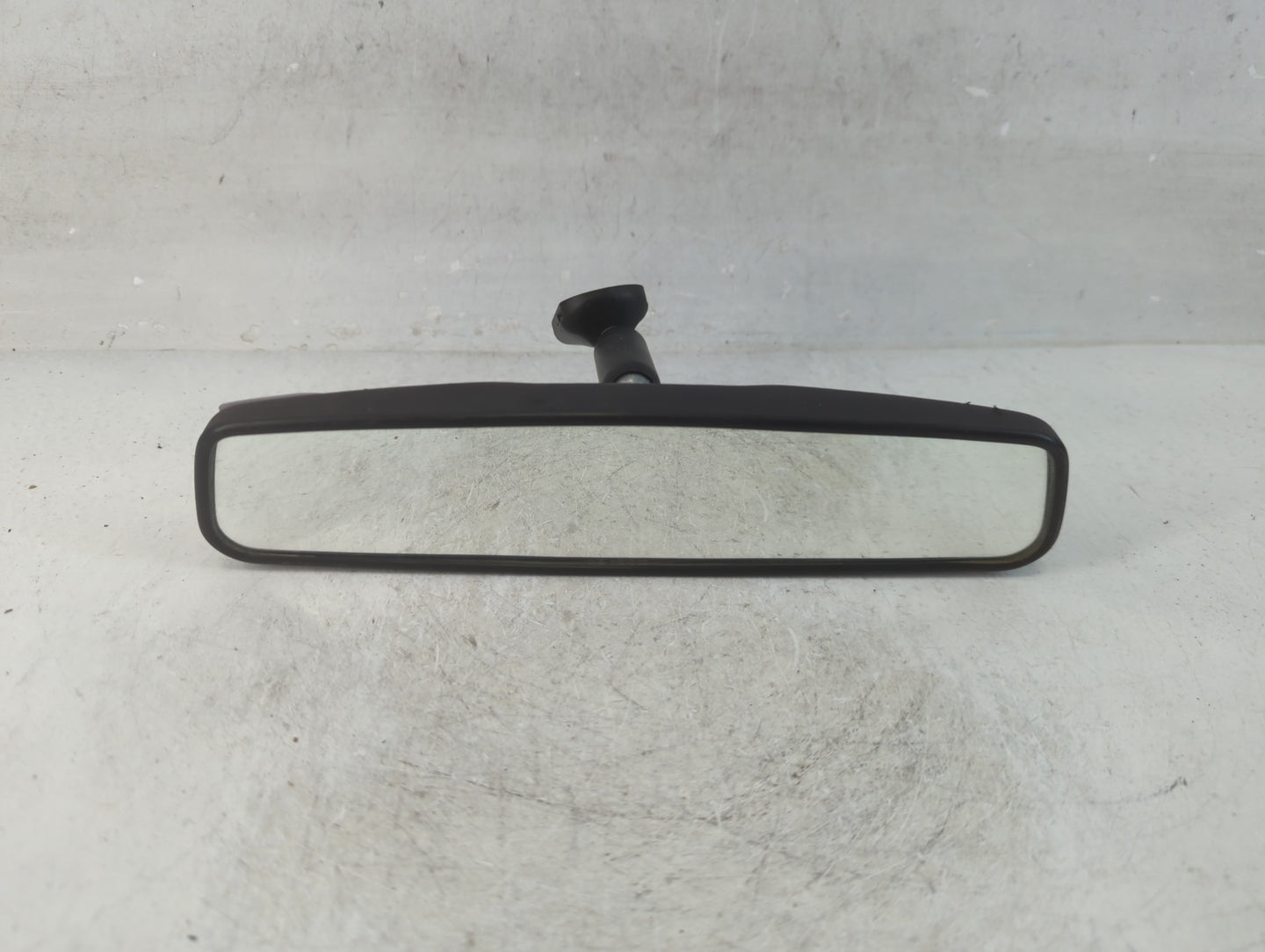 2007 Dodge Caravan Interior Rear View Mirror Replacement OEM P/N:E8011088 Fits OEM Used Auto Parts - Oemusedautoparts1.com