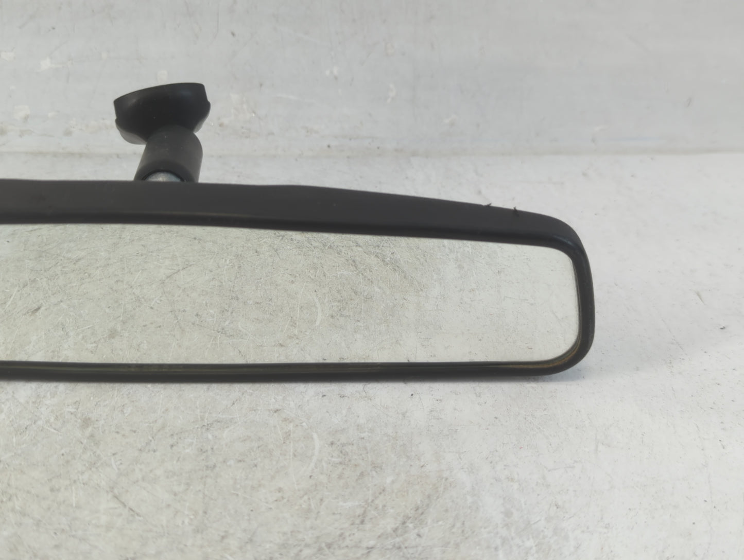 2007 Dodge Caravan Interior Rear View Mirror Replacement OEM P/N:E8011088 Fits OEM Used Auto Parts - Oemusedautoparts1.com