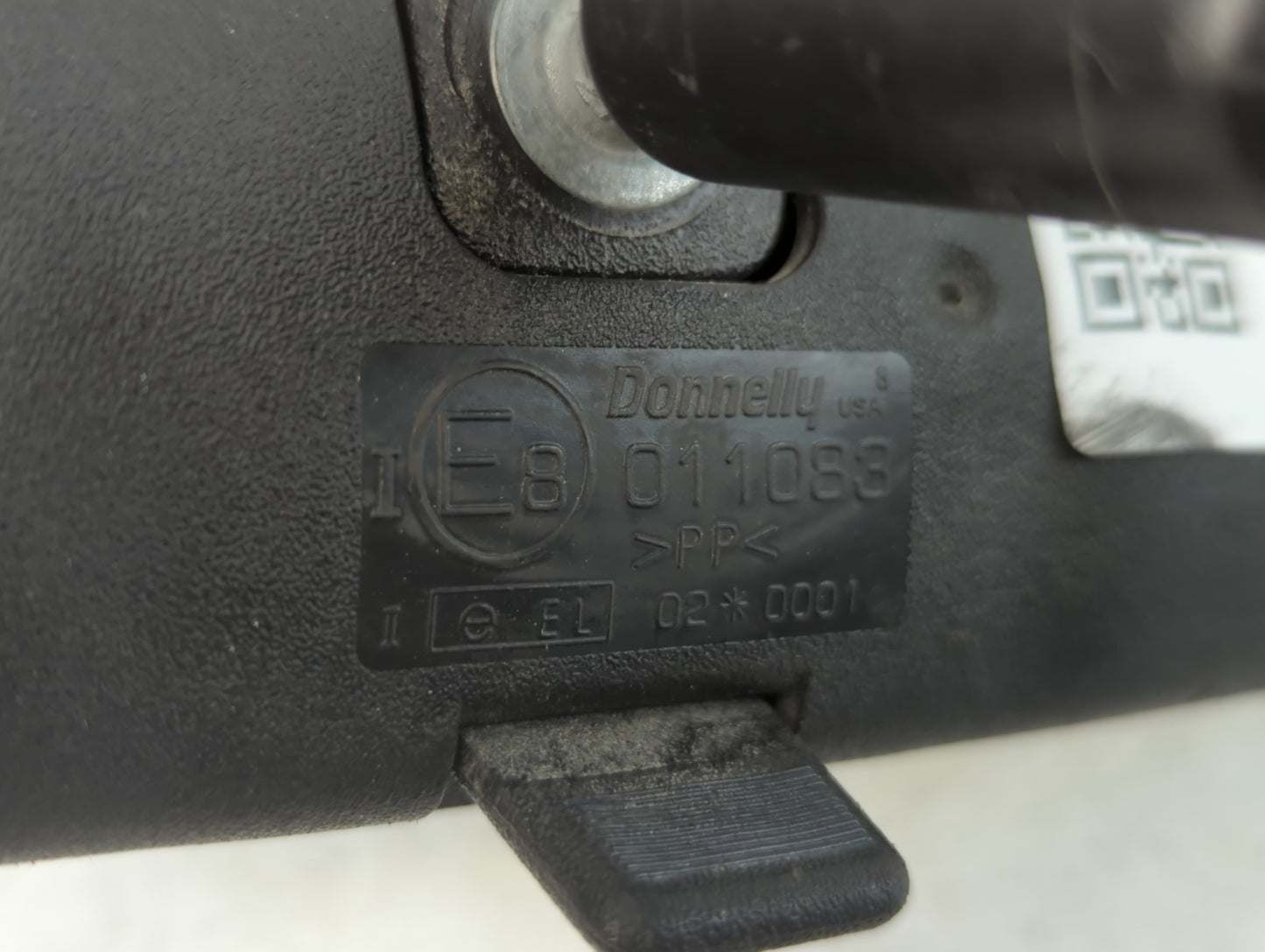 2007 Dodge Caravan Interior Rear View Mirror Replacement OEM P/N:E8011088 Fits OEM Used Auto Parts - Oemusedautoparts1.com