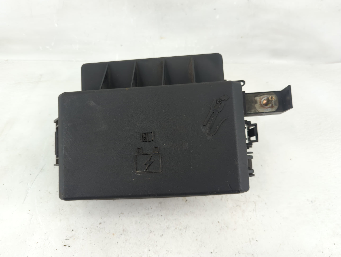 2006-2007 Dodge Charger Fusebox Fuse Box Panel Relay Module P/N:P04692140AH Fits Fits 2006 2007 OEM Used Auto Parts - Oemuse