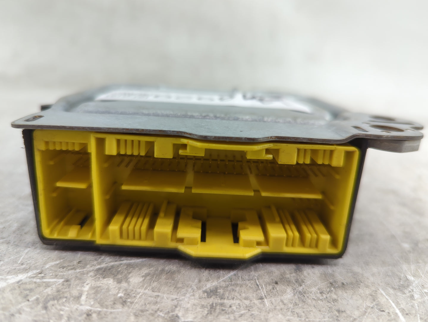 2007-2007 Dodge Charger Body Control Module Bcm 68369388aa - Oemusedautoparts1.com