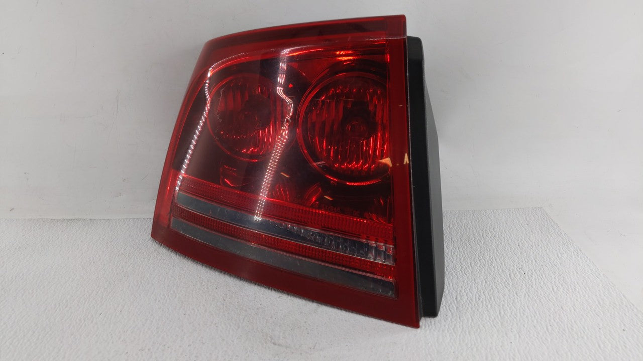 2006-2008 Dodge Charger Tail Light Assembly Driver Left OEM P/N:04805849AD 04805849AB Fits Fits 2006 2007 2008 OEM Used Auto