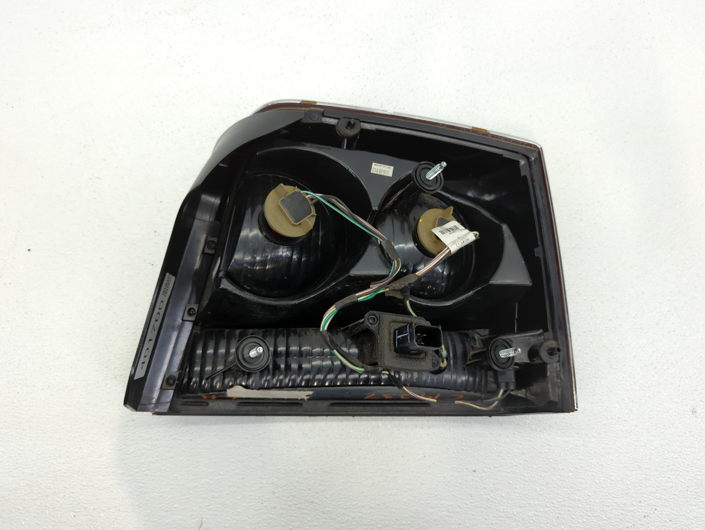 2006-2008 Dodge Charger Tail Light Assembly Driver Left OEM P/N:04805849AD 04805849AB Fits Fits 2006 2007 2008 OEM Used Auto