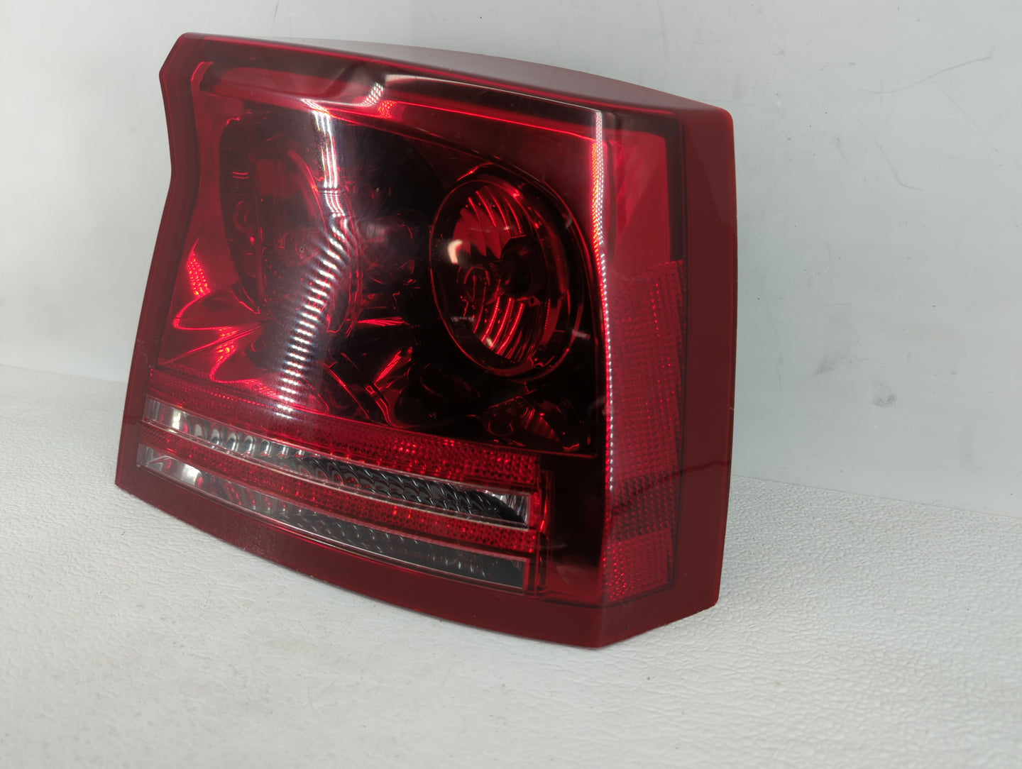 2006-2008 Dodge Charger Tail Light Assembly Passenger Right OEM P/N:04805848AC 04805848AD Fits Fits 2006 2007 2008 OEM Used 