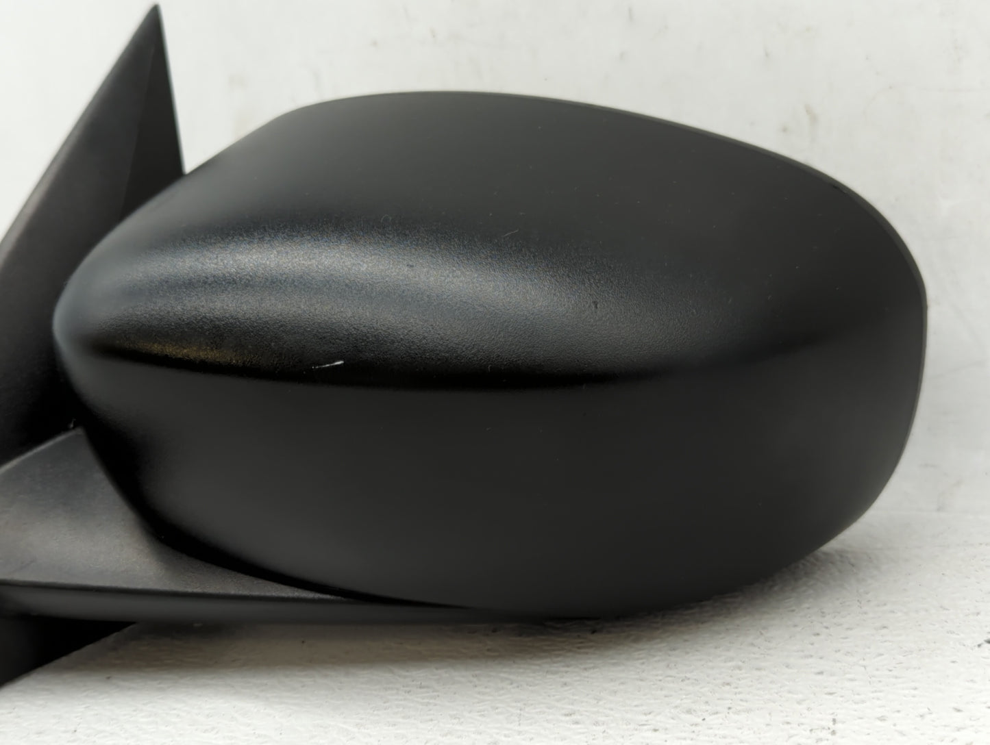 2006-2010 Dodge Charger Driver Side View Mirror - Left Door Mirror OEM Used - Oemusedautoparts1.com