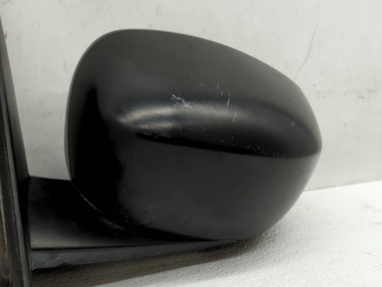 2006-2010 Dodge Charger Driver Side View Mirror - Left Door Mirror OEM Used - Oemusedautoparts1.com