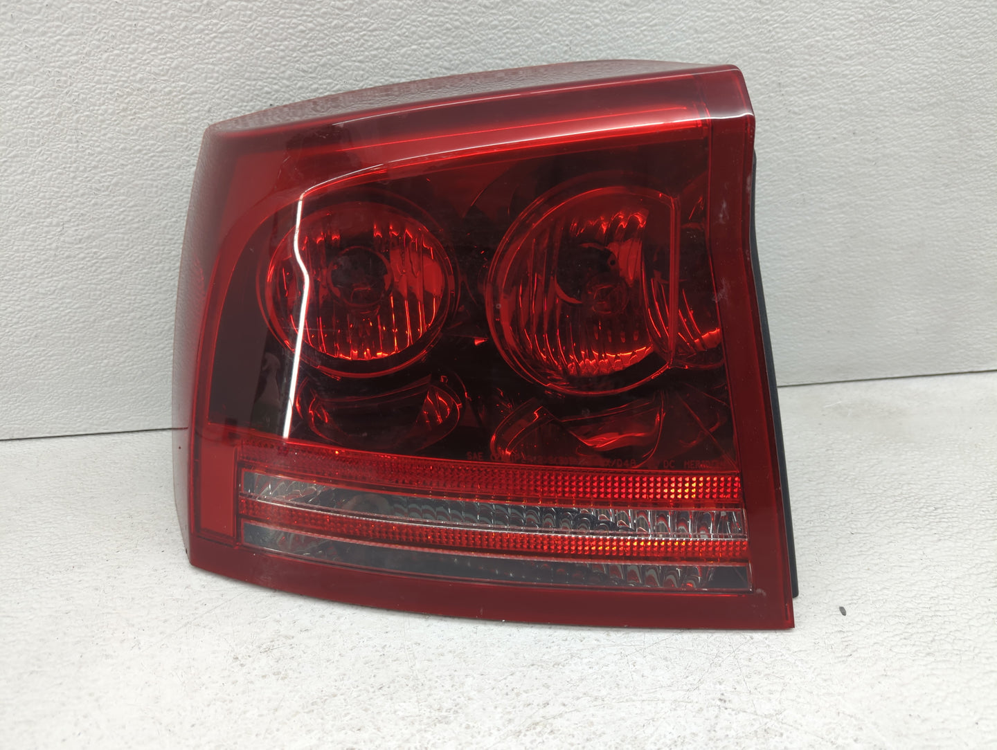 2006-2008 Dodge Charger Tail Light Assembly Passenger Right OEM P/N:04805848AC 04805848AD Fits Fits 2006 2007 2008 OEM Used 
