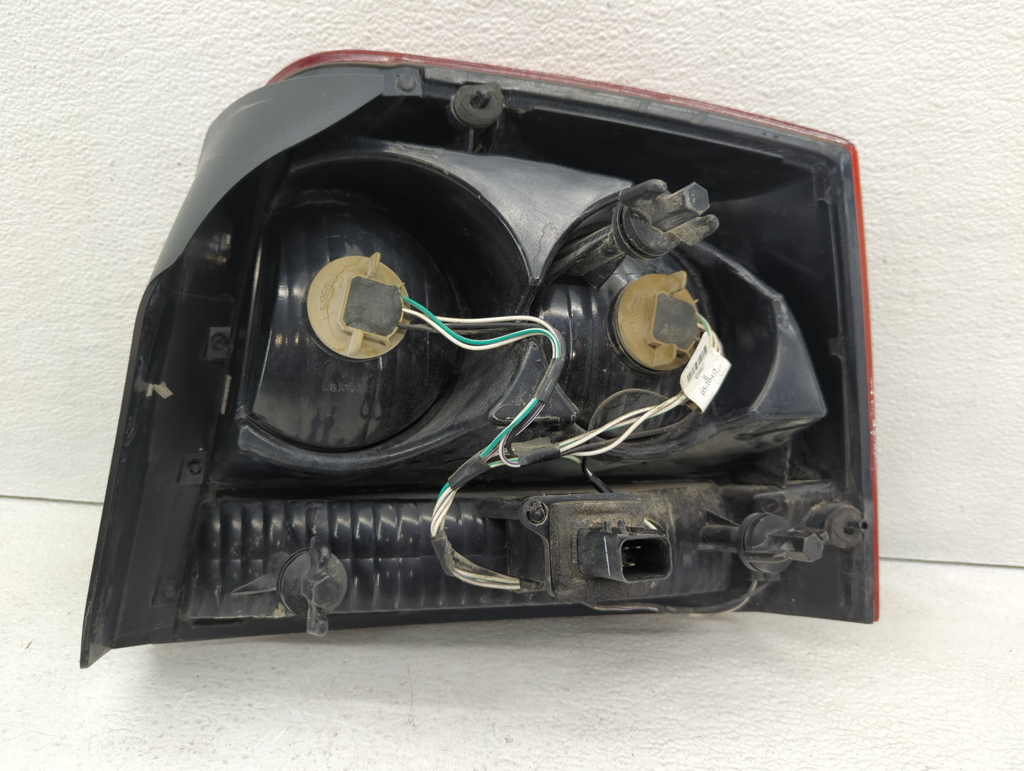 2006-2008 Dodge Charger Tail Light Assembly Passenger Right OEM P/N:04805848AC 04805848AD Fits Fits 2006 2007 2008 OEM Used 