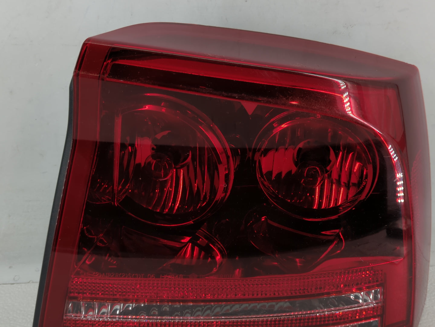 2006-2008 Dodge Charger Tail Light Assembly Passenger Right OEM P/N:04805848AC 04805848AD Fits Fits 2006 2007 2008 OEM Used 