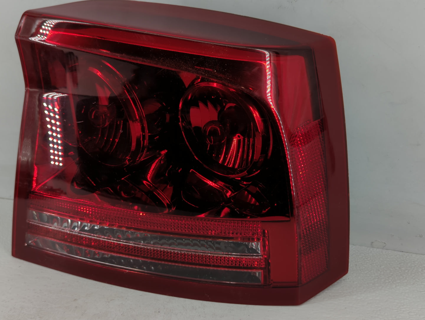 2006-2008 Dodge Charger Tail Light Assembly Passenger Right OEM P/N:04805848AC 04805848AD Fits Fits 2006 2007 2008 OEM Used 