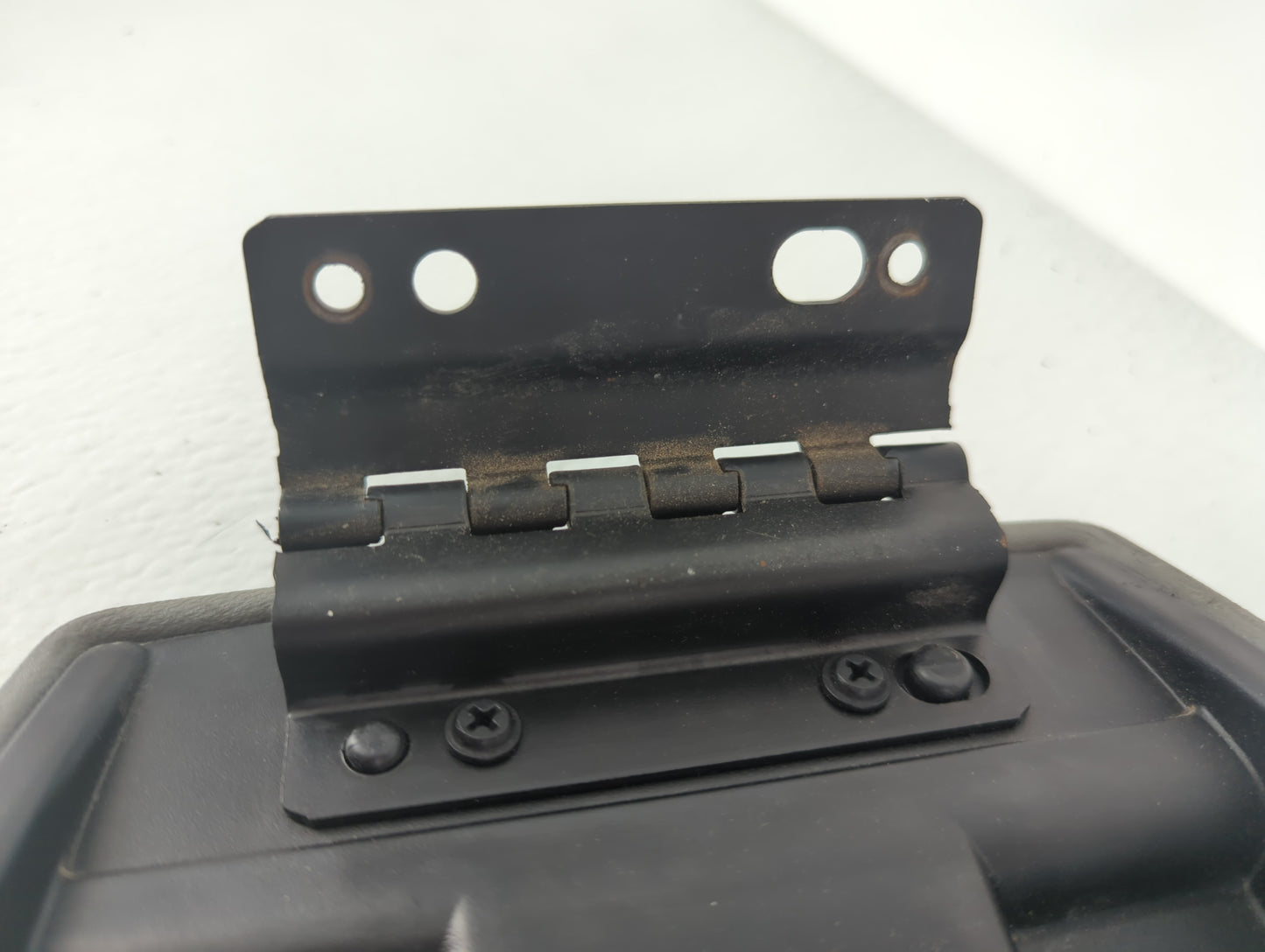 2007 Dodge Charger Center Console Armrest Cover Lid Grey - Oemusedautoparts1.com
