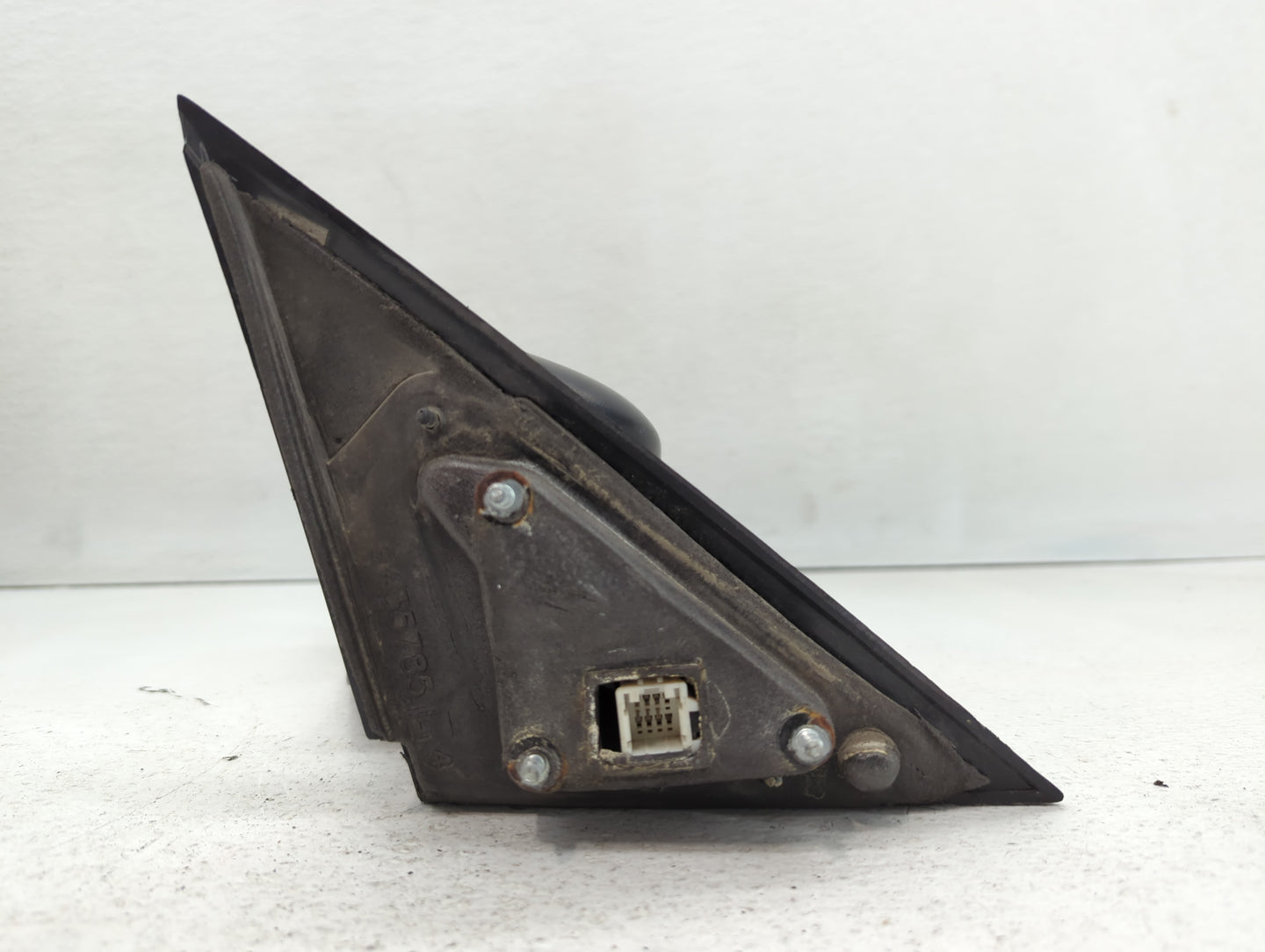 2006-2010 Dodge Charger Driver Side View Mirror - Left Door Mirror OEM Used - Oemusedautoparts1.com