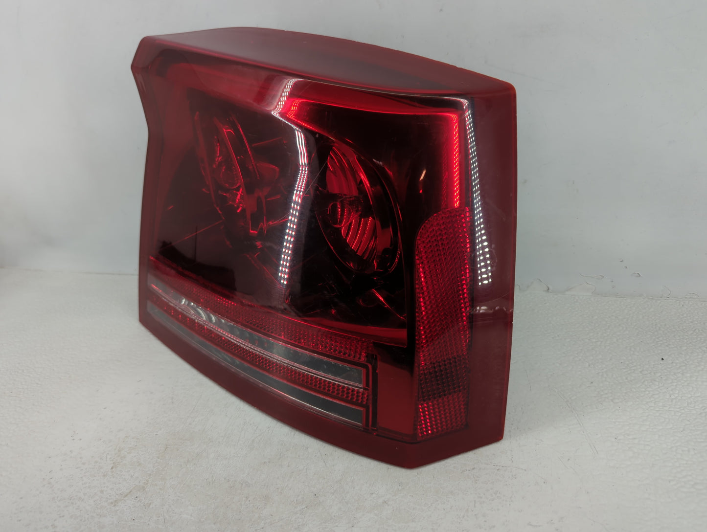 2006-2008 Dodge Charger Tail Light Assembly Passenger Right OEM P/N:04805848AC Fits Fits 2006 2007 2008 OEM Used Auto Parts 