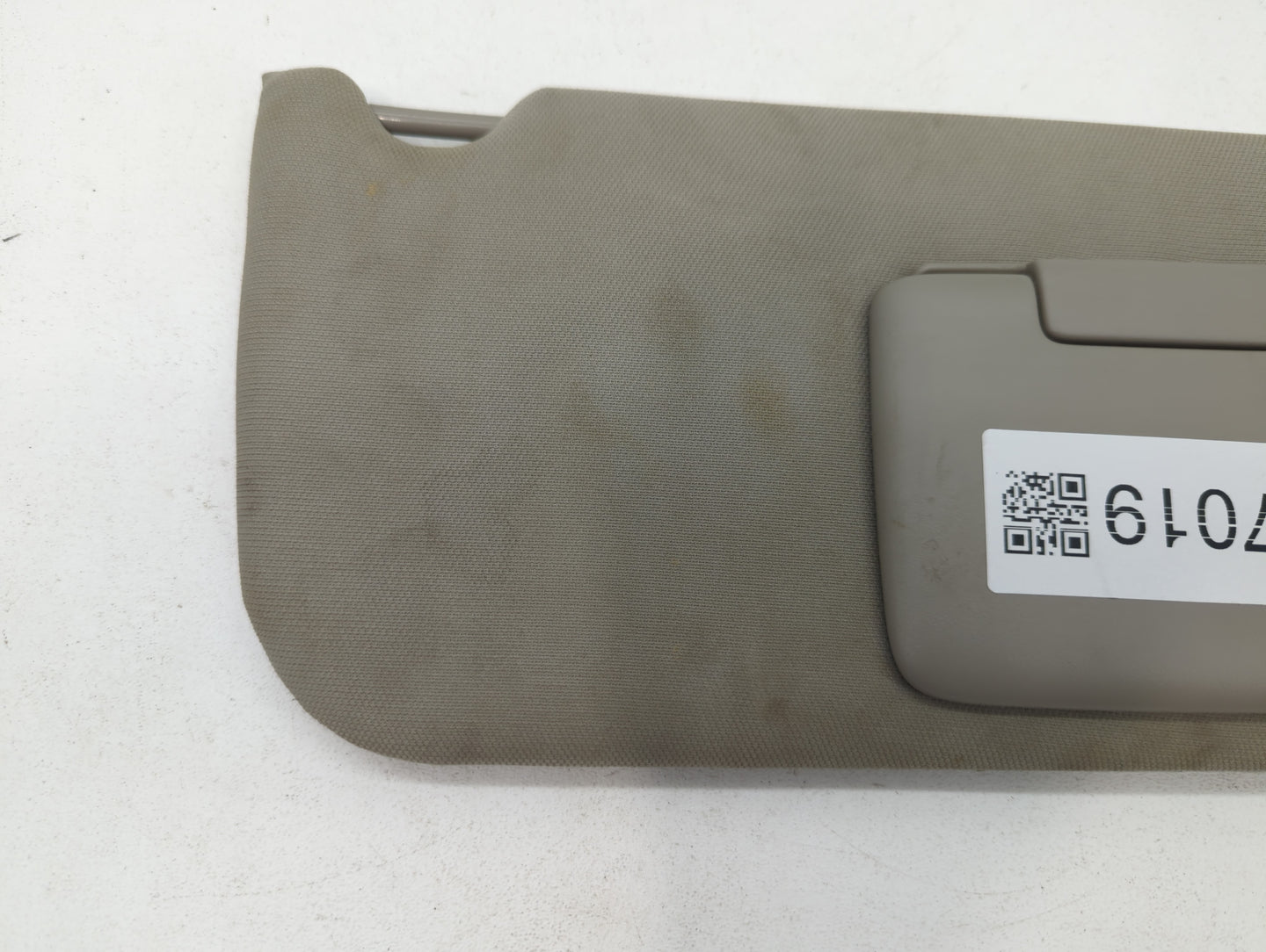 2006-2007 Dodge Charger Sun Visor Shade Replacement Passenger Right Mirror Fits Fits 2006 2007 OEM Used Auto Parts - Oemused