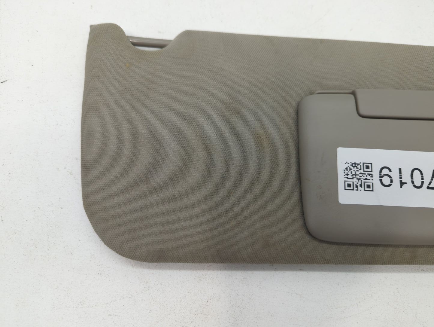 2006-2007 Dodge Charger Sun Visor Shade Replacement Passenger Right Mirror Fits Fits 2006 2007 OEM Used Auto Parts - Oemused