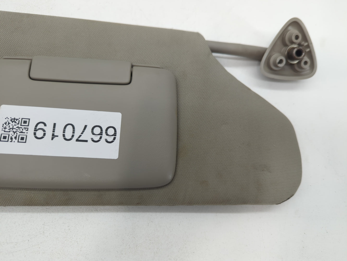 2006-2007 Dodge Charger Sun Visor Shade Replacement Passenger Right Mirror Fits Fits 2006 2007 OEM Used Auto Parts - Oemused