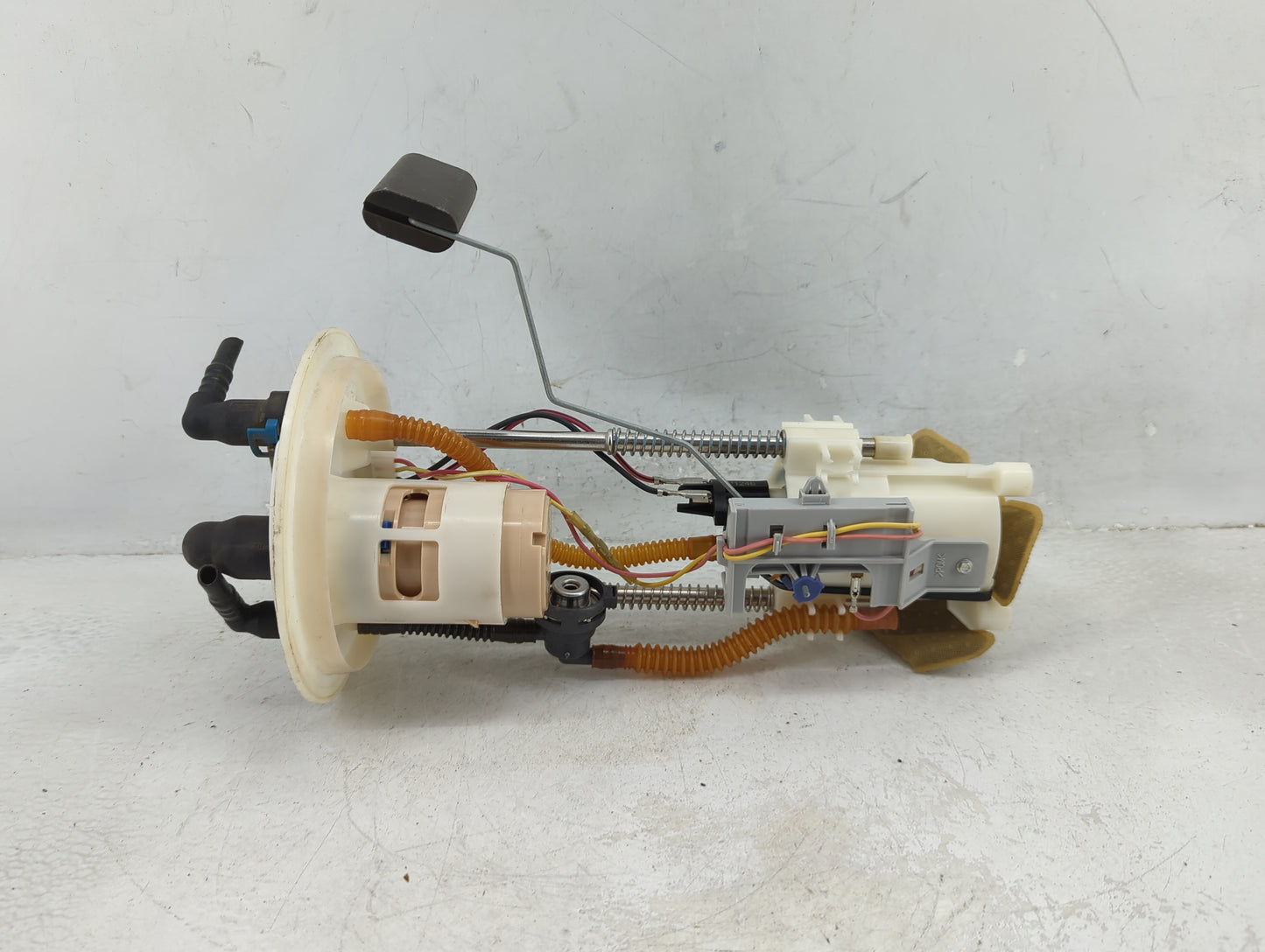 2004-2007 Dodge Durango Electrical Gas Fuel Pump Assembly - Oemusedautoparts1.com