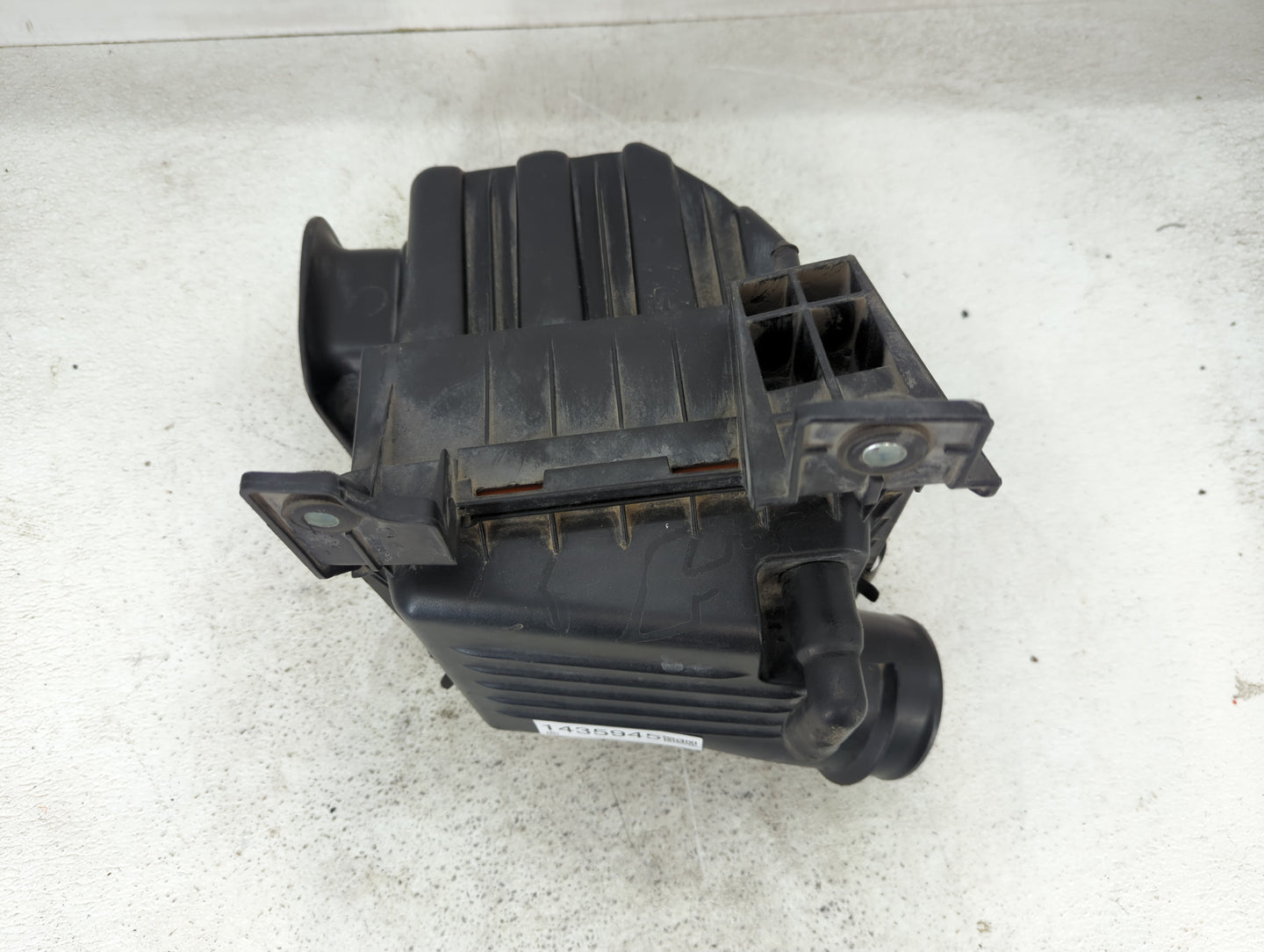 2004-2009 Dodge Durango Air Cleaner Intake-duct Hose Tube - Oemusedautoparts1.com
