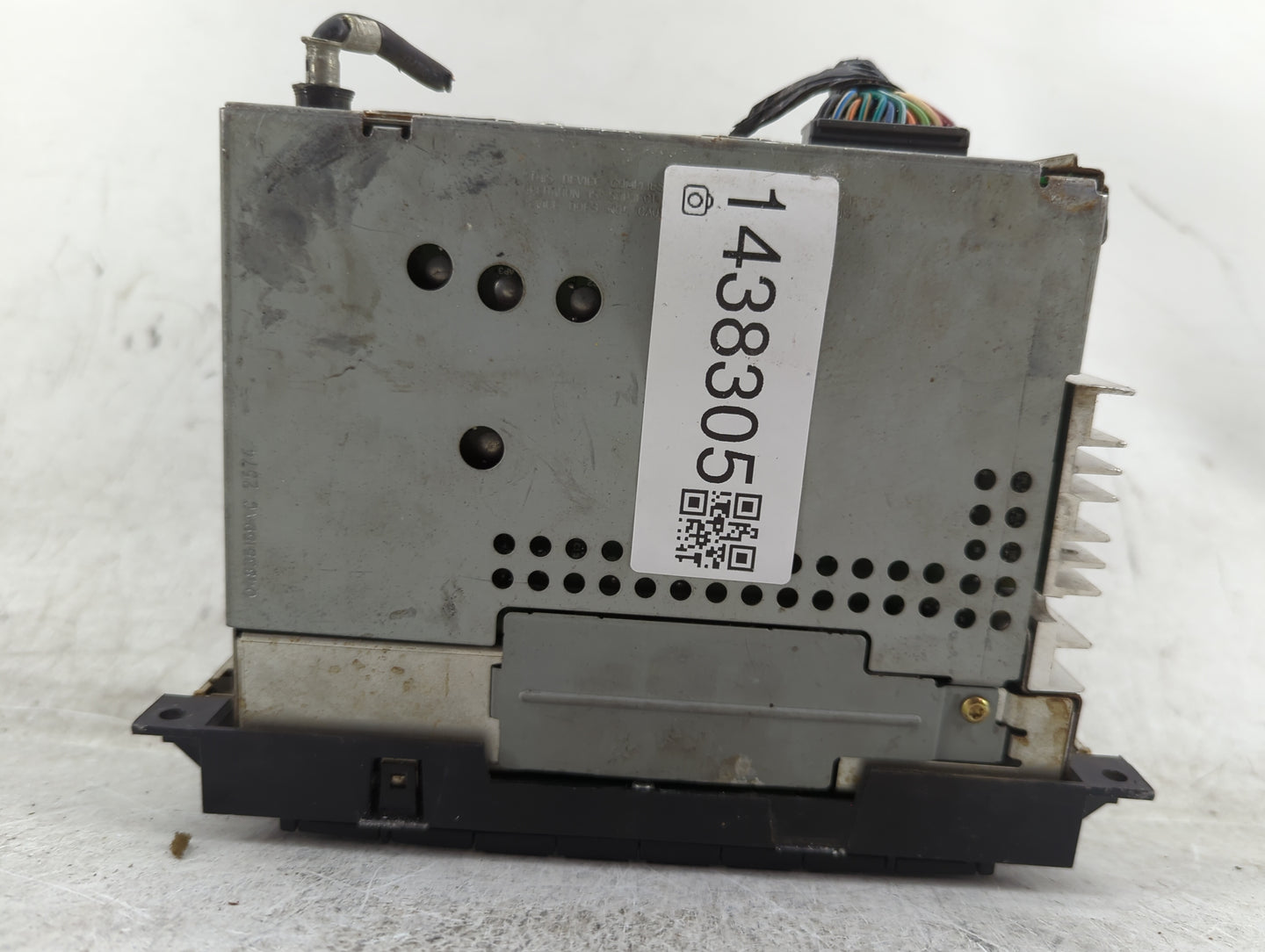 2006-2007 Dodge Durango Radio AM FM Cd Player Receiver Replacement P/N:P05091510AE Fits Fits 2006 2007 2008 2009 2010 OEM Us