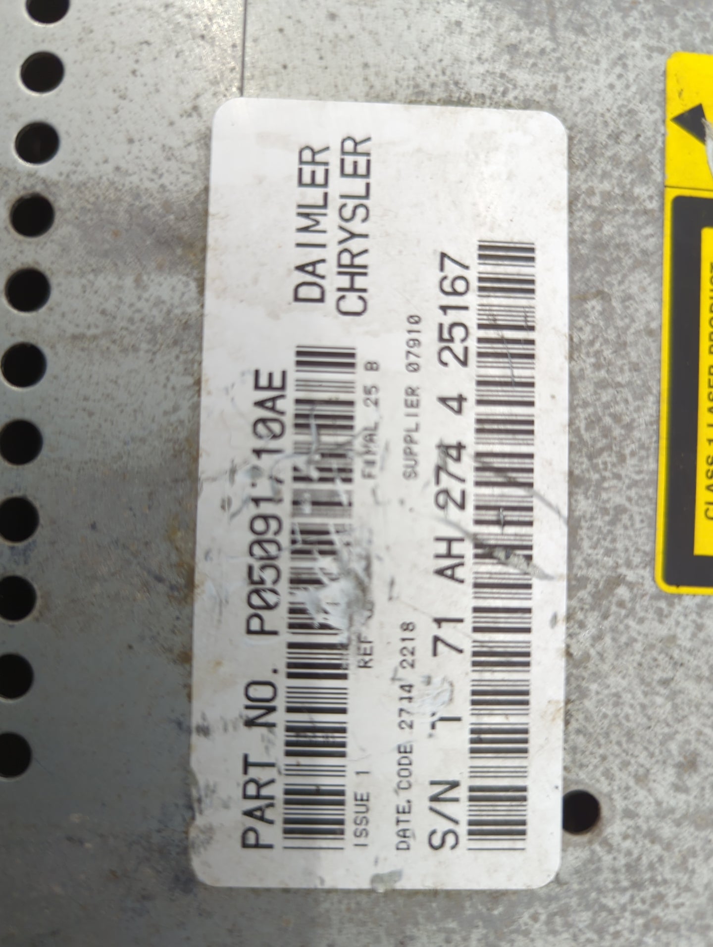 2006-2007 Dodge Durango Radio AM FM Cd Player Receiver Replacement P/N:P05091510AE Fits Fits 2006 2007 2008 2009 2010 OEM Us
