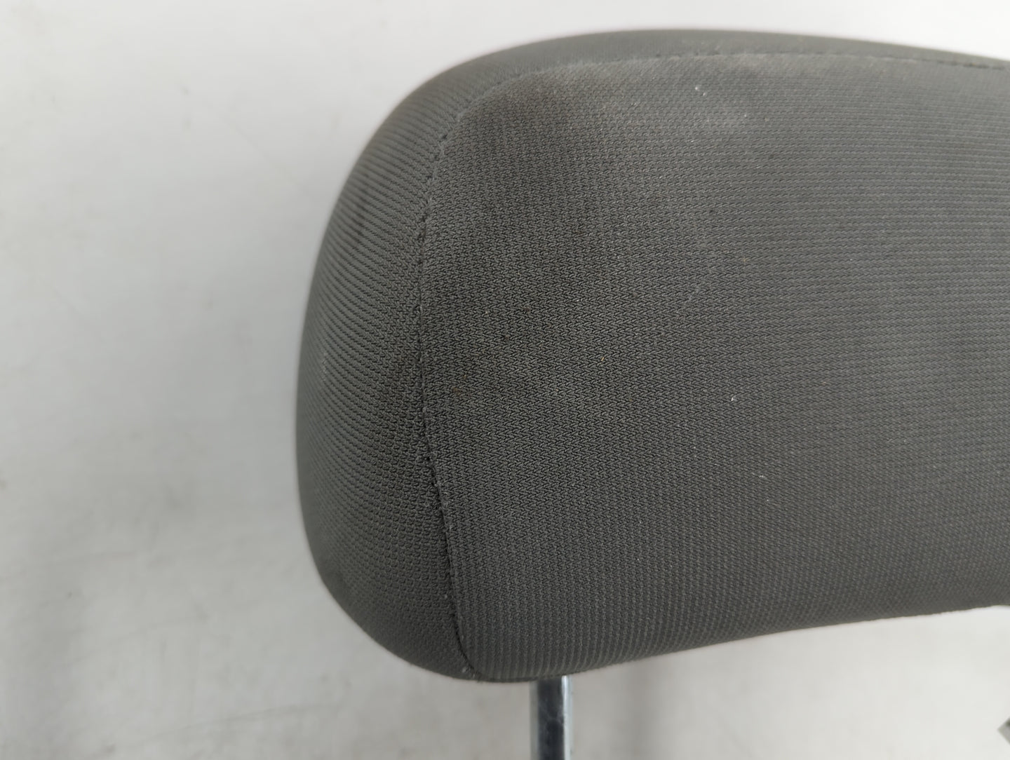 2007-2009 Dodge Durango Headrest Head Rest Front Driver Passenger Seat Fits Fits 2007 2008 2009 OEM Used Auto Parts - Oemuse