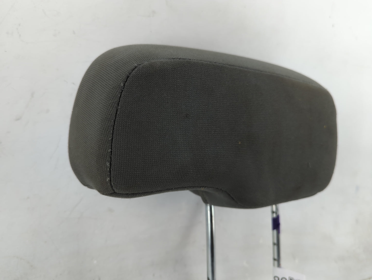 2007-2009 Dodge Durango Headrest Head Rest Rear Seat Fits Fits 2007 2008 2009 OEM Used Auto Parts - Oemusedautoparts1.com