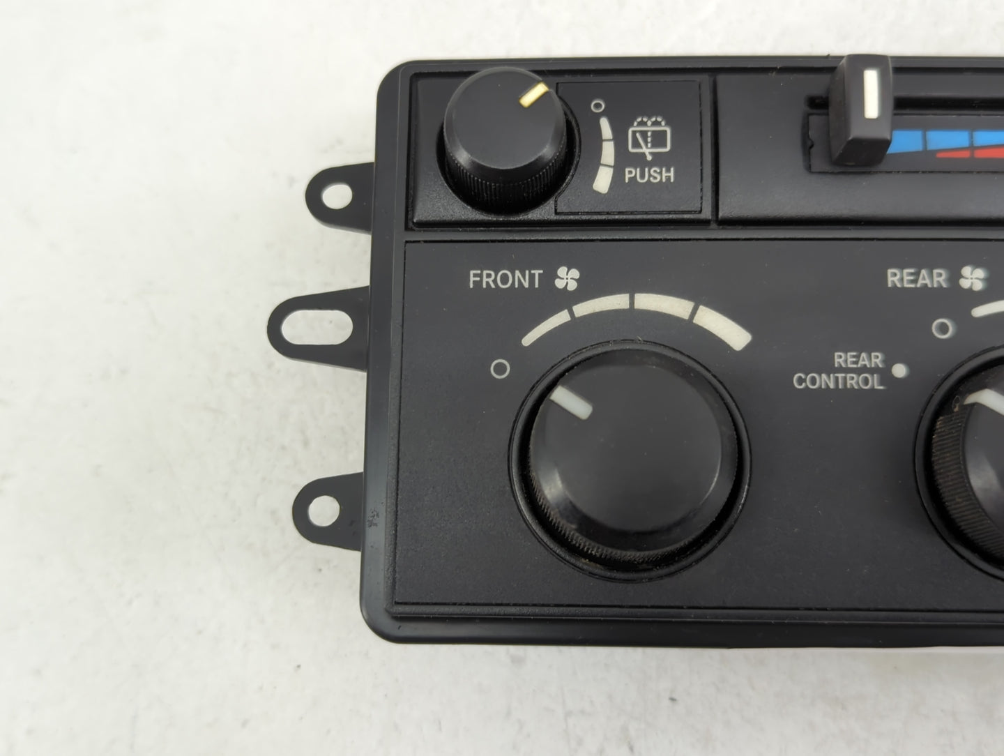 2005-2009 Dodge Durango Climate Control Module Temperature AC/Heater Replacement P/N:P55057280AE Fits OEM Used Auto Parts - 