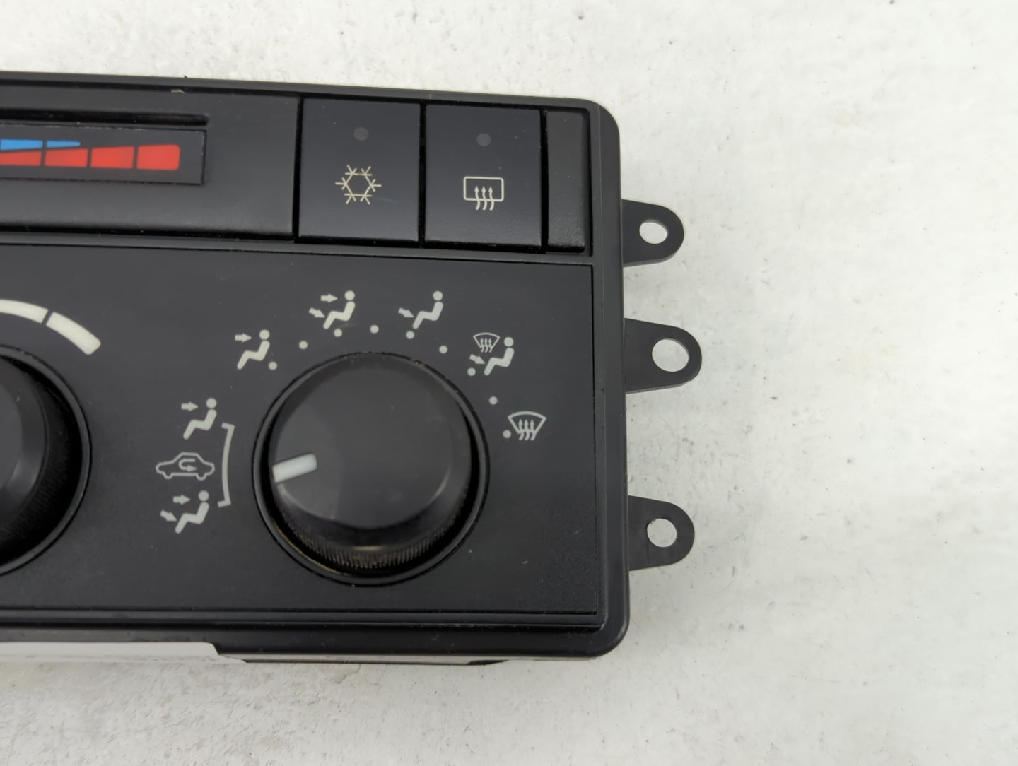 2005-2009 Dodge Durango Climate Control Module Temperature AC/Heater Replacement P/N:P55057280AE Fits OEM Used Auto Parts - 