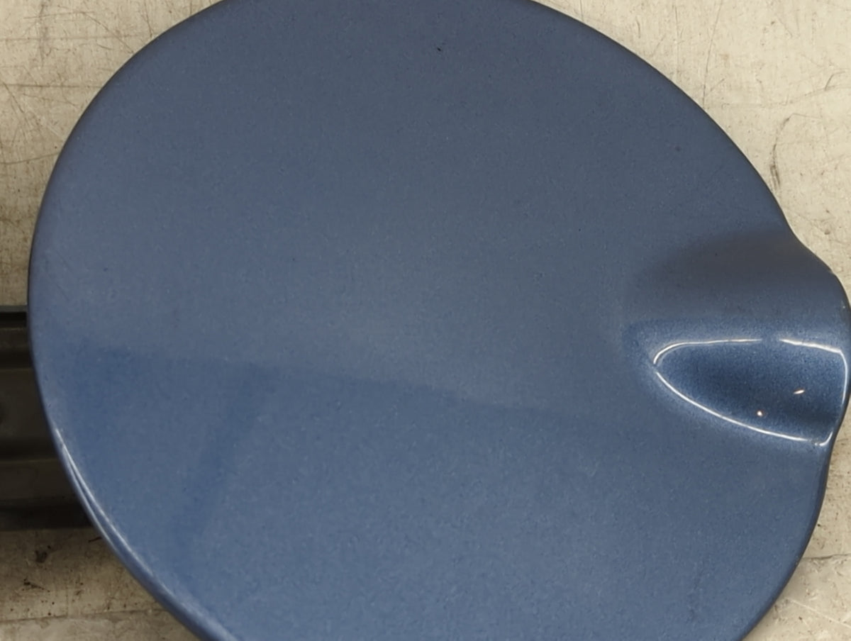 2007 Dodge Durango Fuel Tank Door Lid Gas Tank Blue - Oemusedautoparts1.com