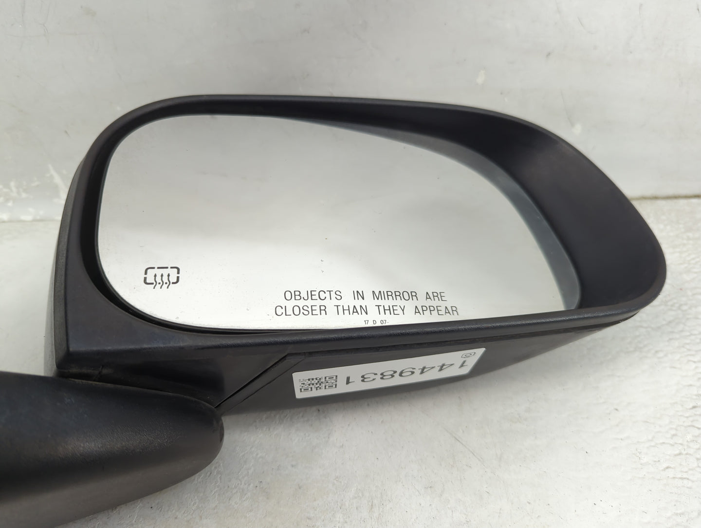 2004-2009 Dodge Durango Passenger Side View Mirror - Right Door Mirror OEM Used - Oemusedautoparts1.com