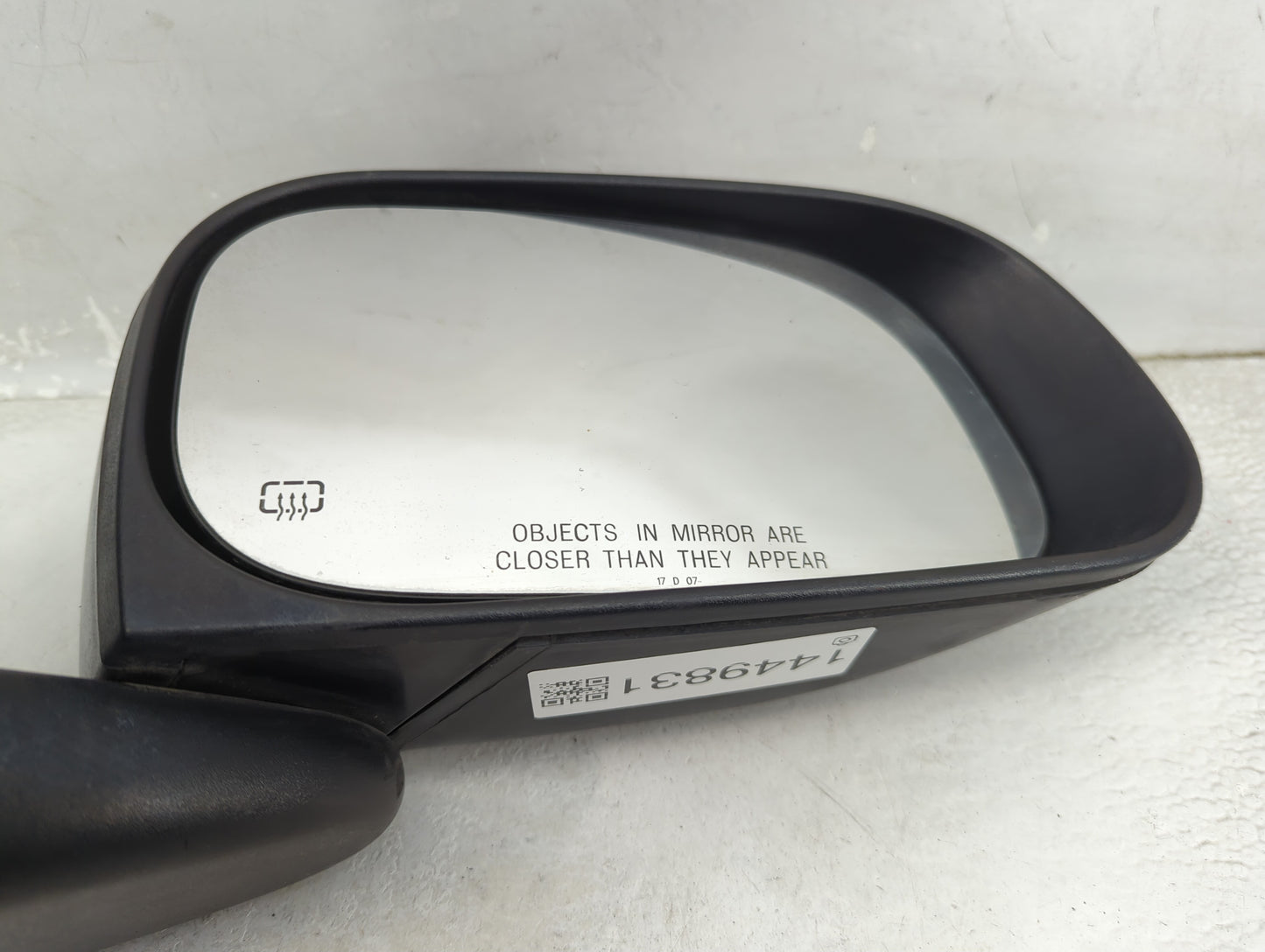 2004-2009 Dodge Durango Passenger Side View Mirror - Right Door Mirror OEM Used - Oemusedautoparts1.com