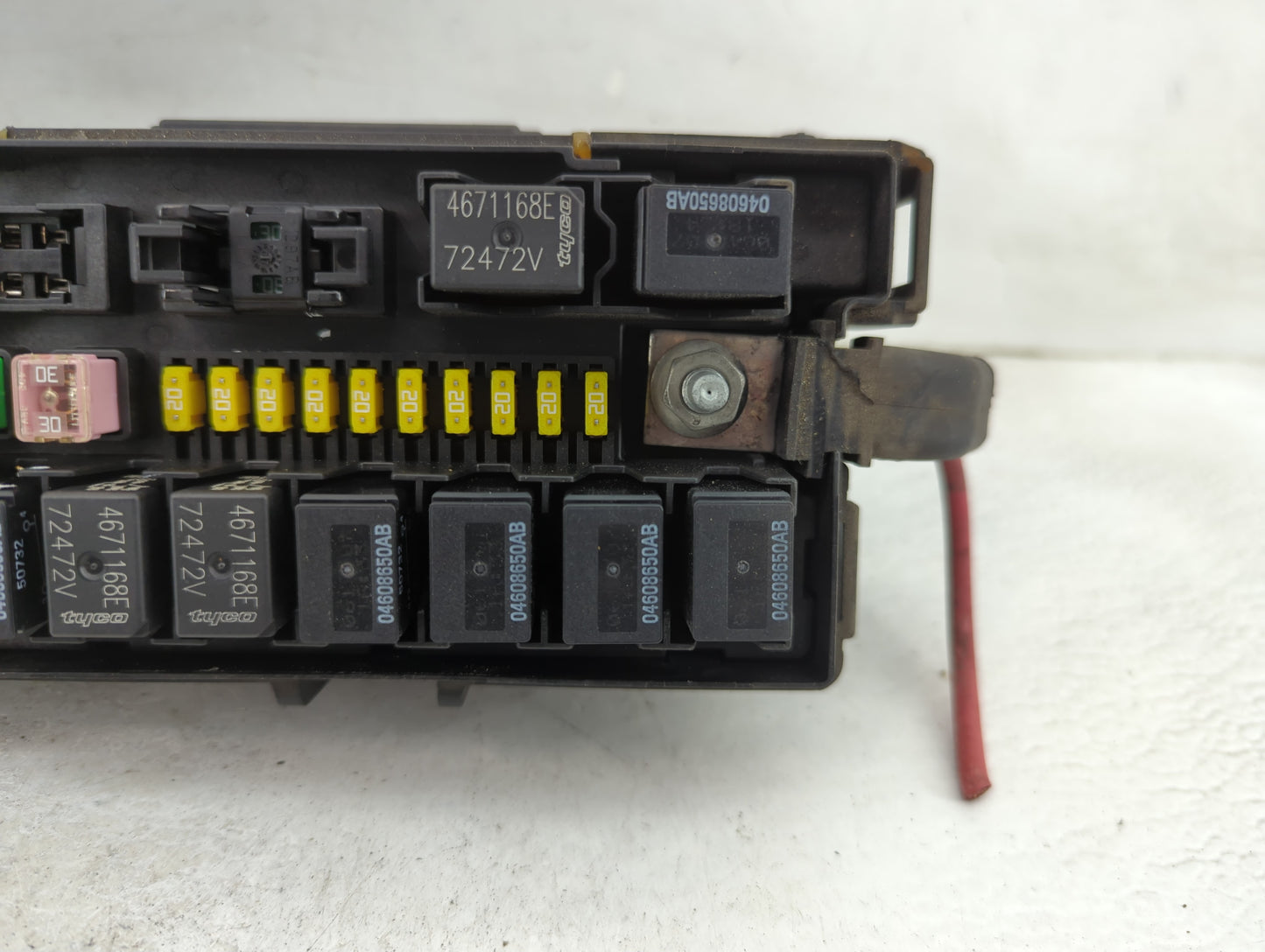 2007-2007 Dodge Durango Fusebox Fuse Box Relay Module Tipm - Oemusedautoparts1.com